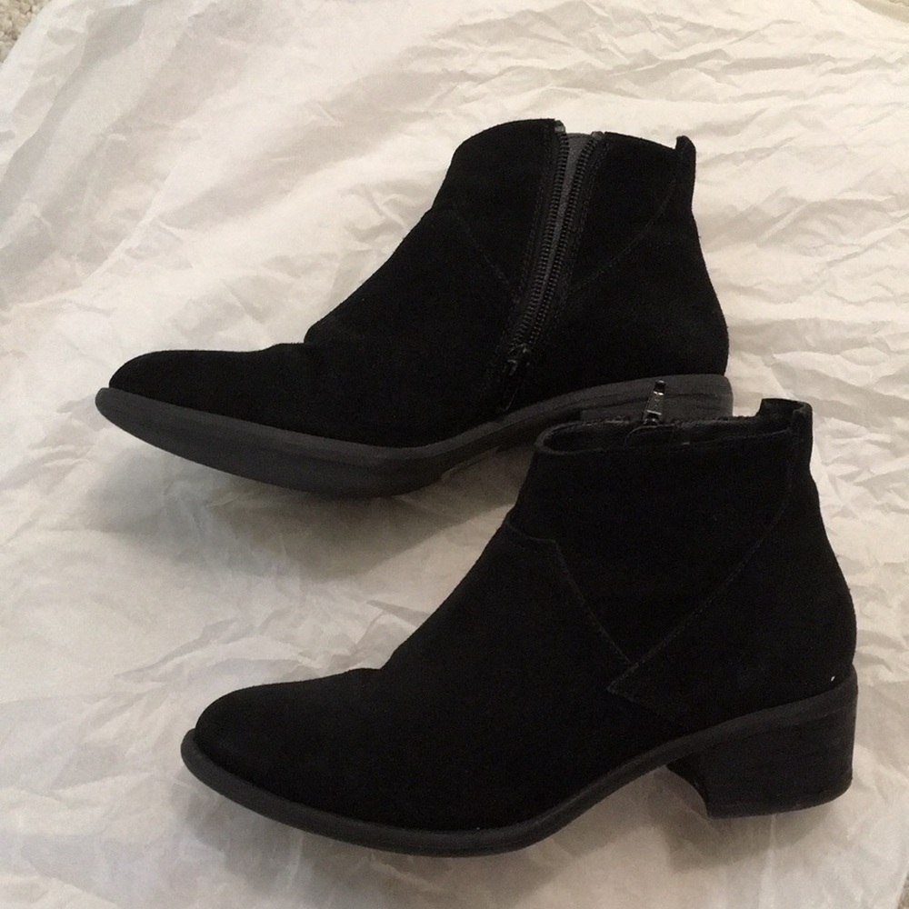 Blondo Waterproof Maddie booties